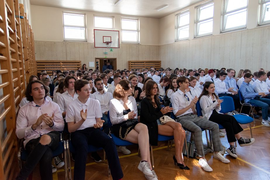 Uroczystość zakończenia roku w klasach 1-3 po szkole podstawowej 