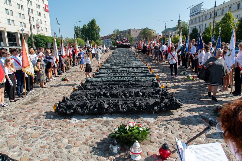 Udział w uroczystości patriotycznej przy Pomniku Poległym i Pomordowanym na Wschodzie 