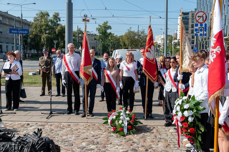 Udział w uroczystości patriotycznej przy Pomniku Poległym i Pomordowanym na Wschodzie 