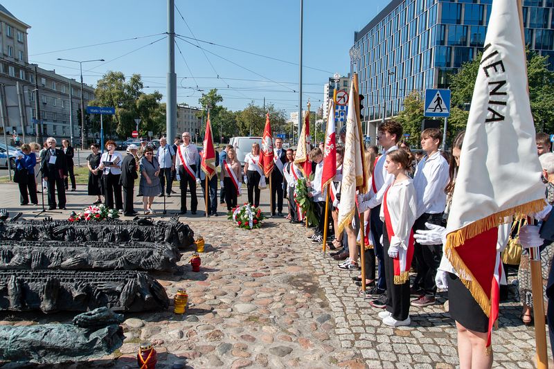 Udział w uroczystości patriotycznej przy Pomniku Poległym i Pomordowanym na Wschodzie 