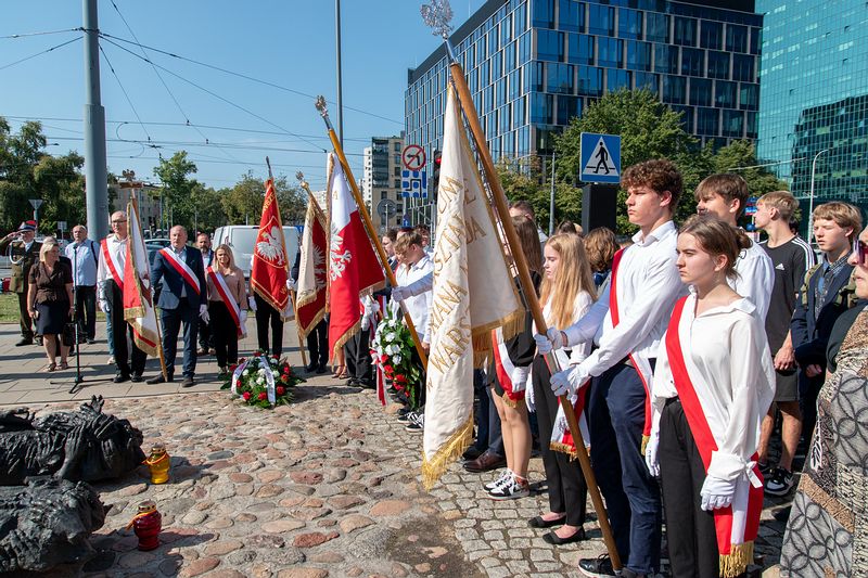 Udział w uroczystości patriotycznej przy Pomniku Poległym i Pomordowanym na Wschodzie 