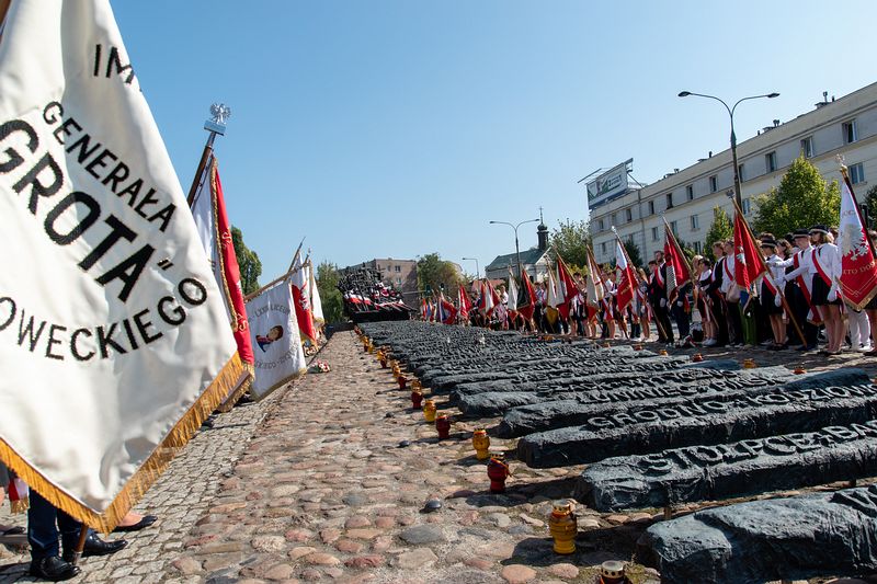 Udział w uroczystości patriotycznej przy Pomniku Poległym i Pomordowanym na Wschodzie 