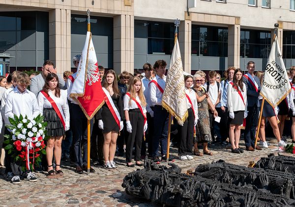 2023.09.18 _ Udział w uroczystości patriotycznej przy Pomniku Poległym i Pomordowanym na Wschodzie